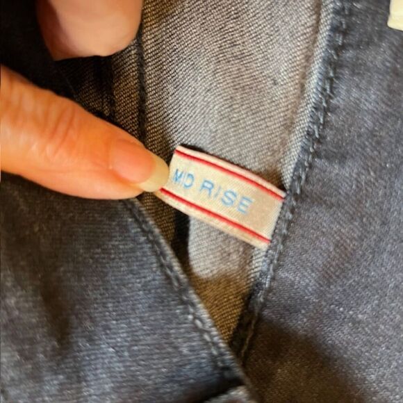 Sneak peek Women's Gold Stone Embellished Jeans Mid Rise Skinny Size 27 - Picture 11 of 13